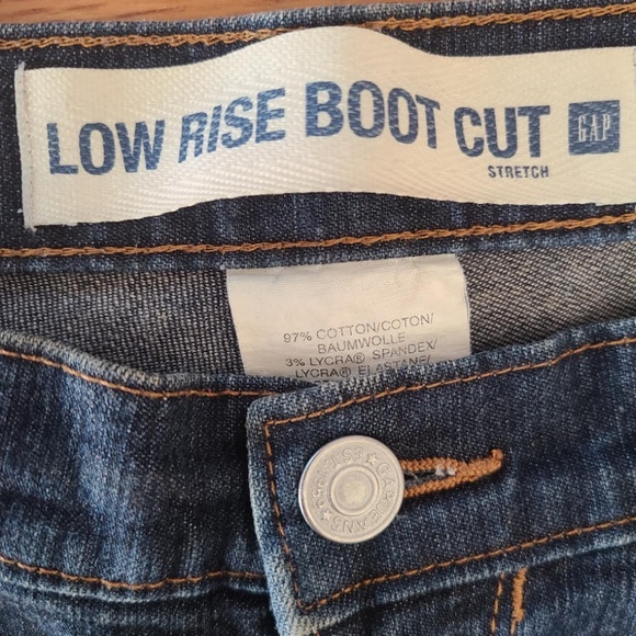 Y2K 90s GAP Low Rise Boot Cut Jeans Women's 26  Denim 97% cotton 3%stretch - Picture 2 of 9